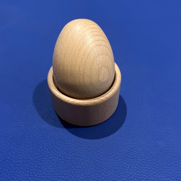 Lovevery 9-10M Montessori Toys and Guide. In great like new condition - Picture 11 of 14